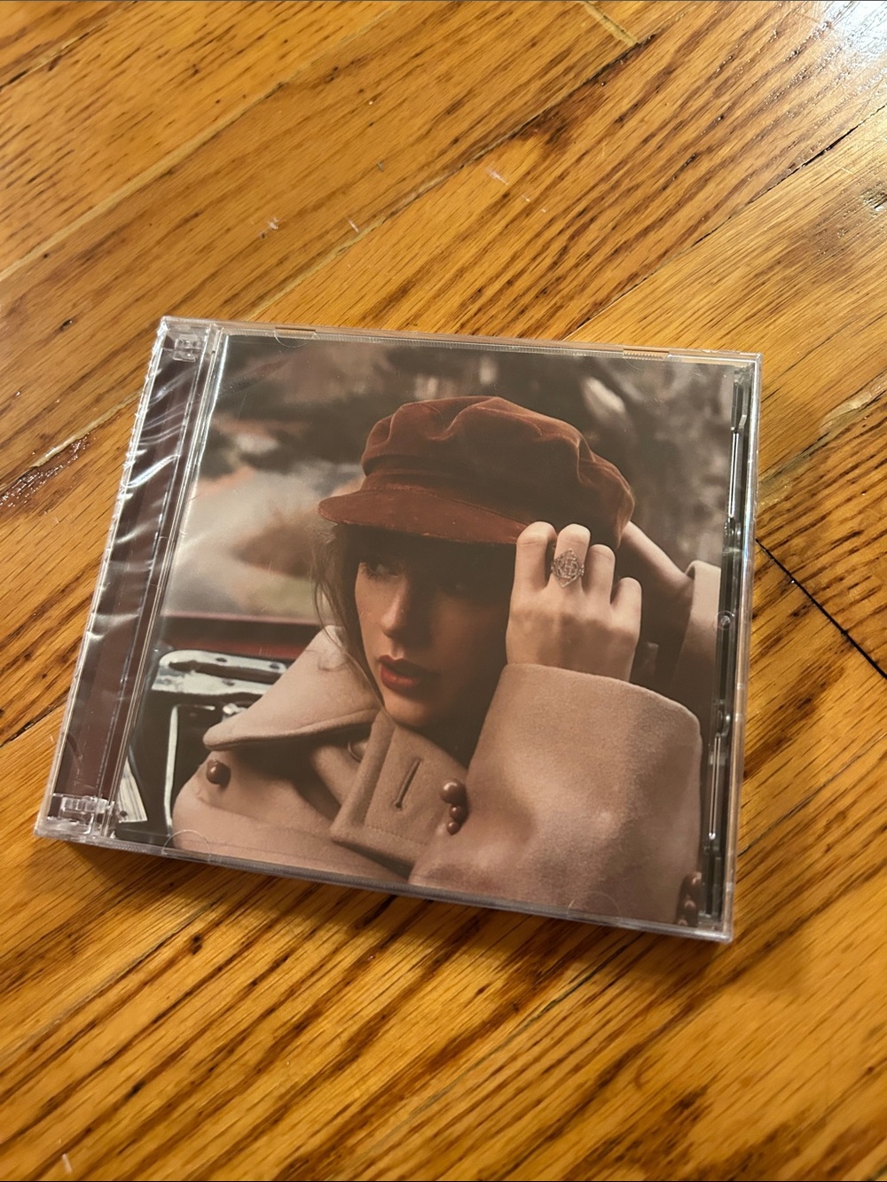 Taylor Swift sealed cd Red Taylor’s version
